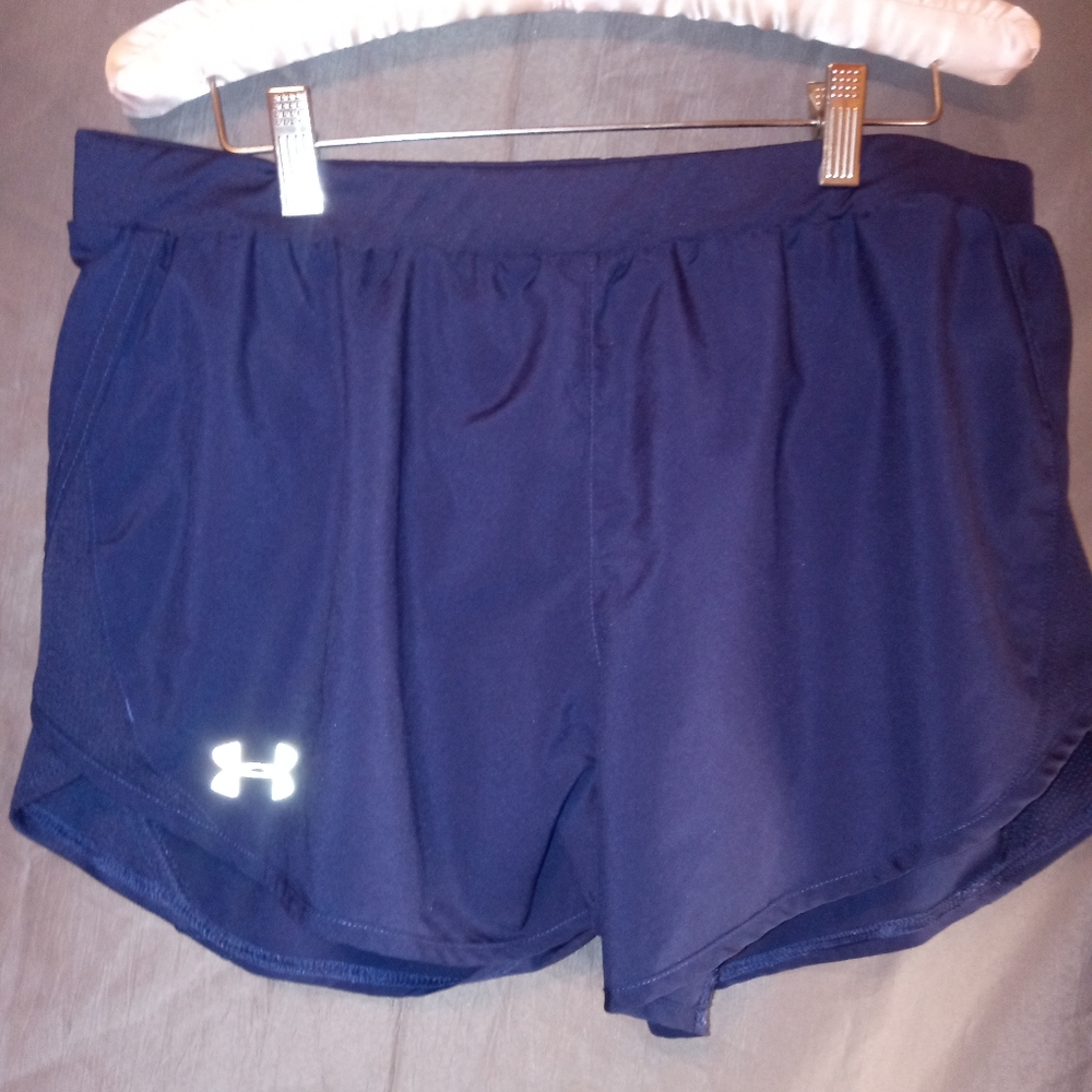 Under armour navy running shorts size large